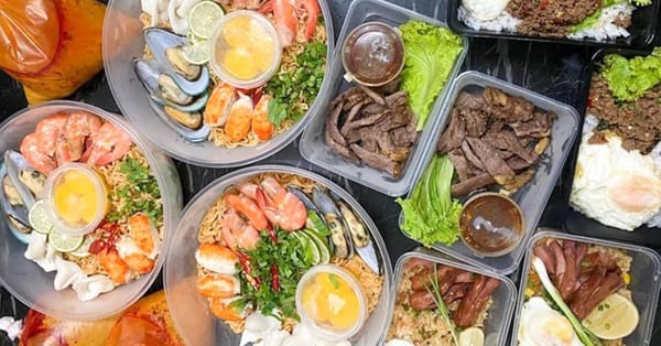 12 Affordable Ramadan buffets in KL that deliver right to your doorstep during the fasting month!