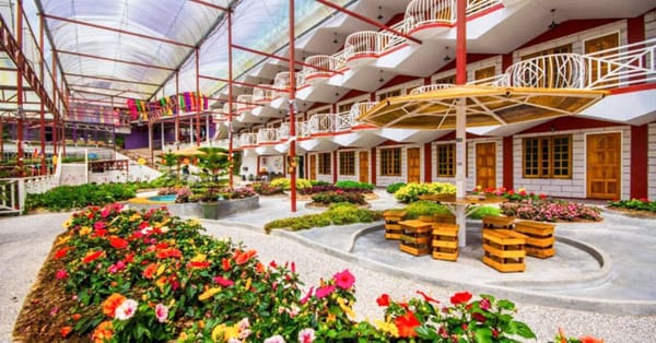 Find Europe at these 9 affordable family hotels in Cameron Highlands near strawberry farms, tea plantations and more!