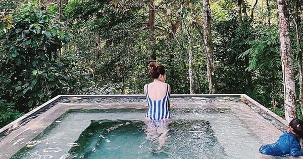 超靠近云顶 ! 隐藏复古绝美民宿，搭配天然山泉泳池 – Happi Village