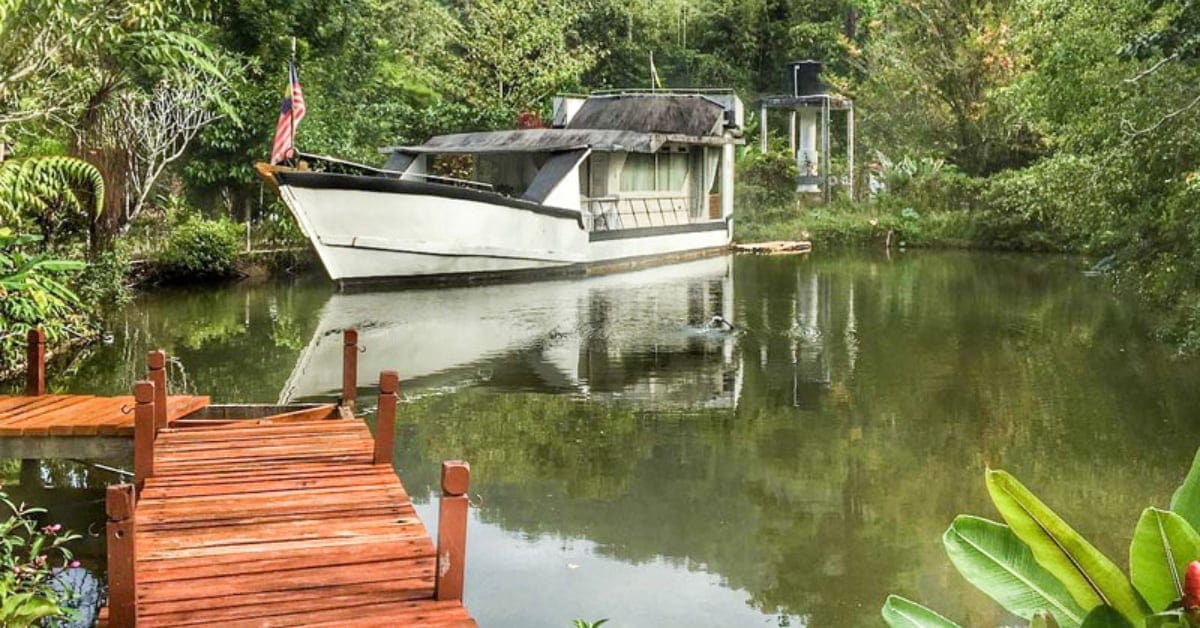 Sleep in a floating boathouse in Janda Baik, 1 hour from Kuala Lumpur – Sailor’s Rest